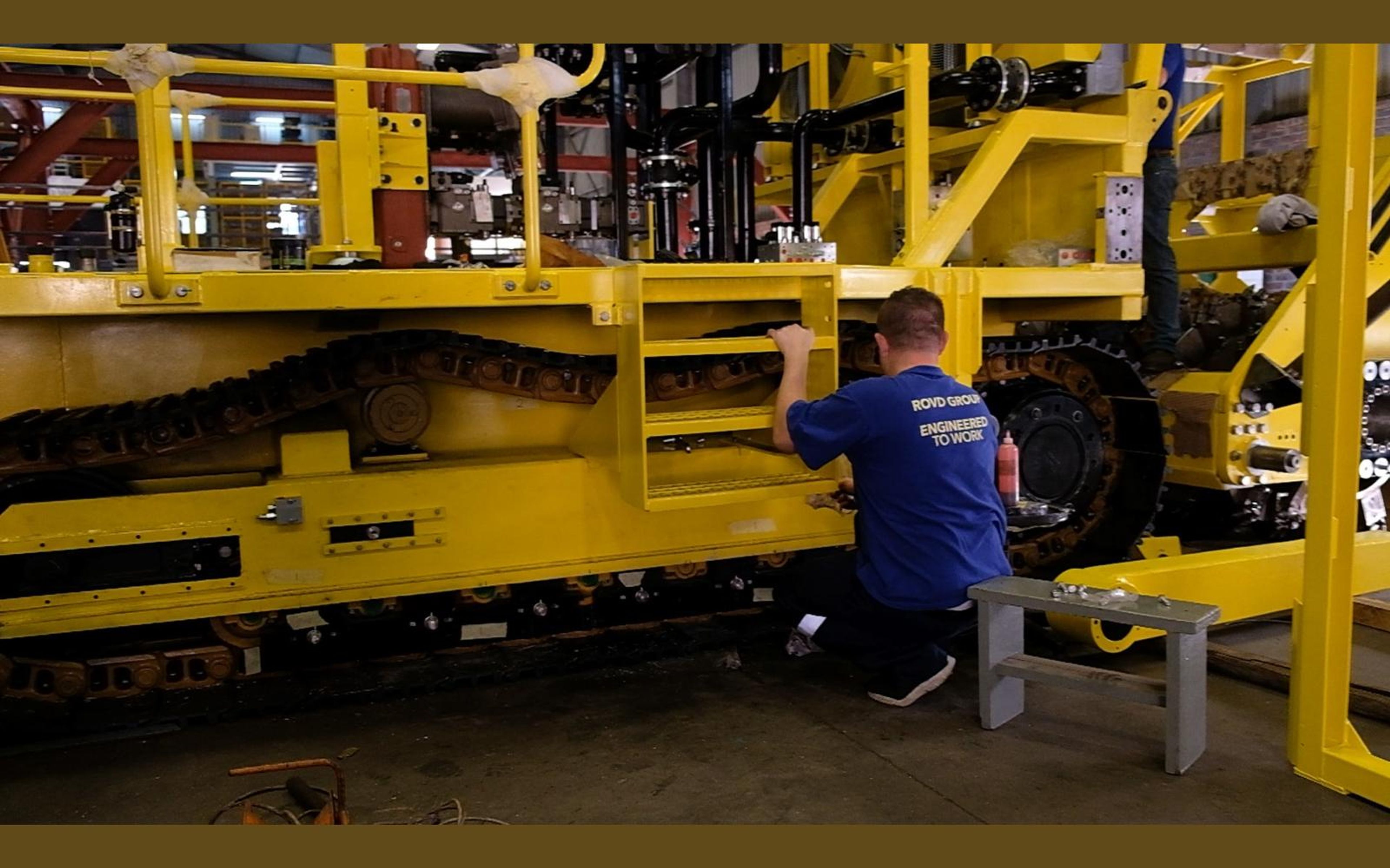 Salt harvester build, June 2022: frame, tracks and drivetrain, shoot 11