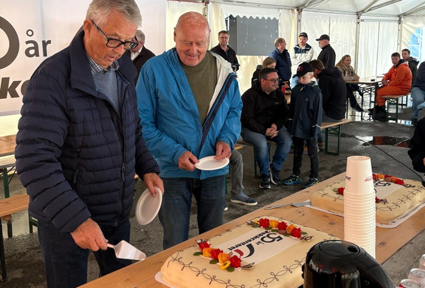 Grunnleggerne av Dekkcenteret - Bjarne Torset og Arne Lerstad