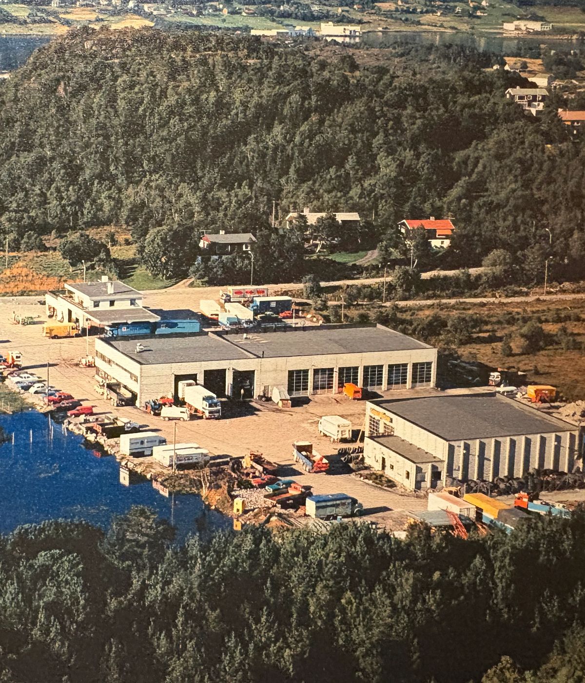 Dekkcenteret tidlig 80 tall