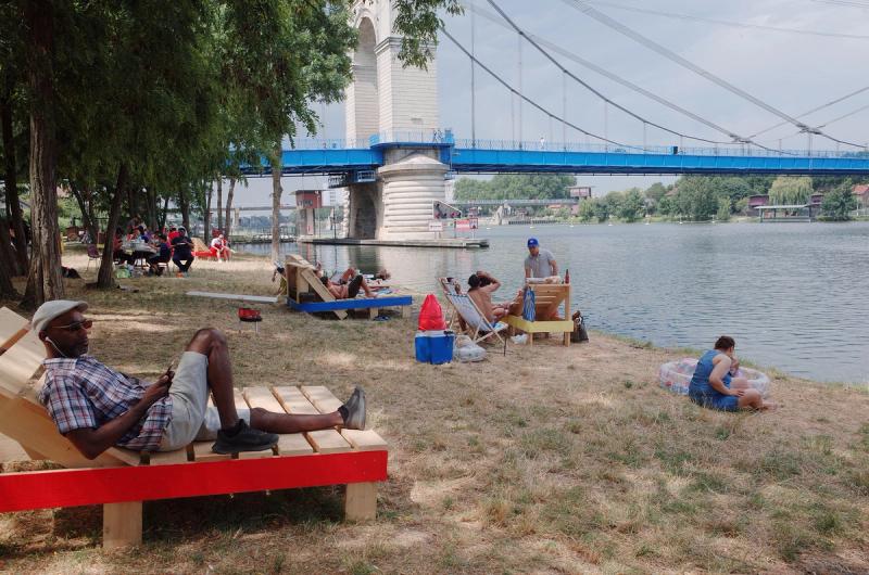 Aménagements provisoire berges de Seine. TN+ avec Yeswecamp. 2018