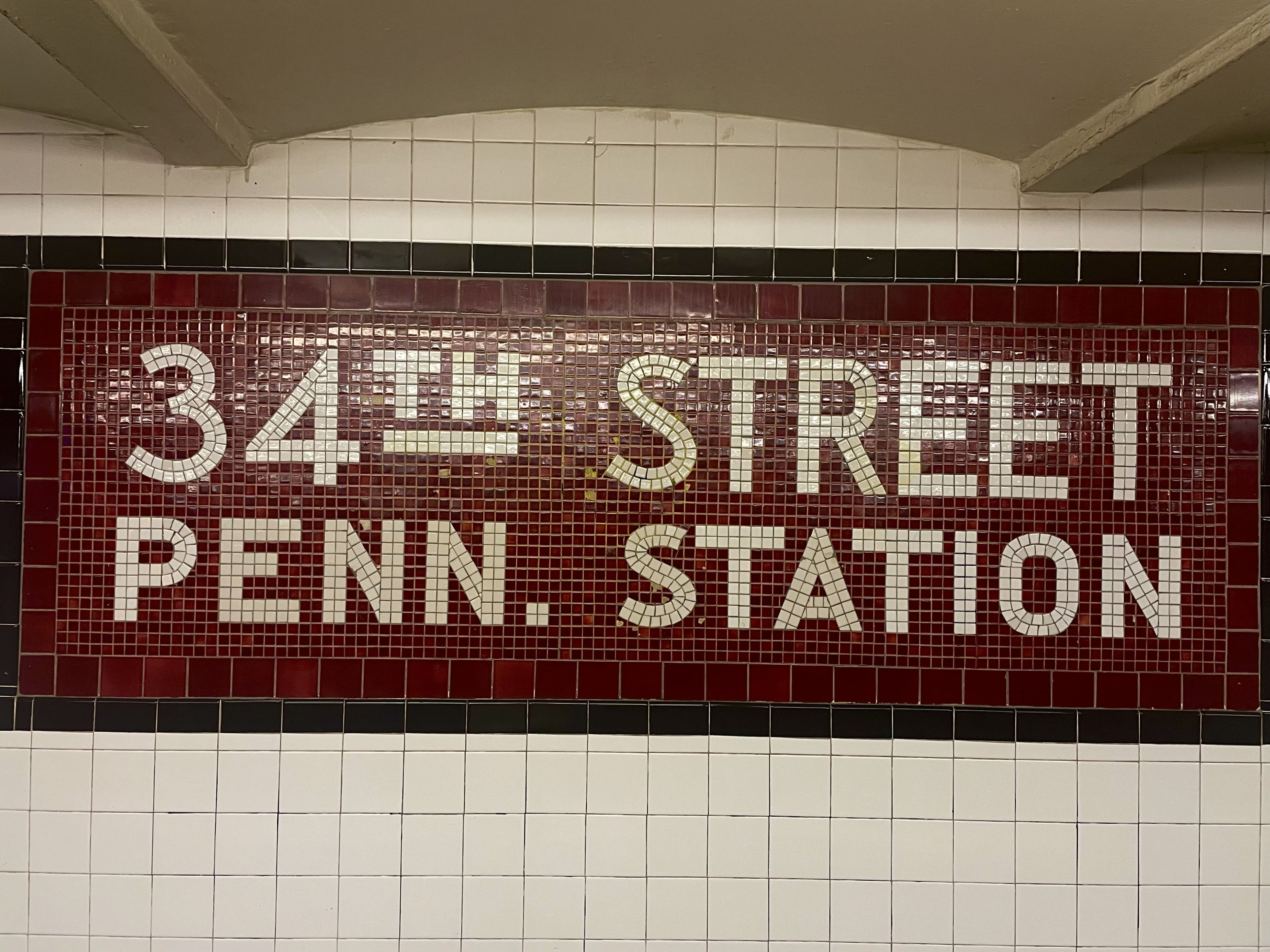 Come pagare la metropolitana a New York: guida completa al sistema OMNY