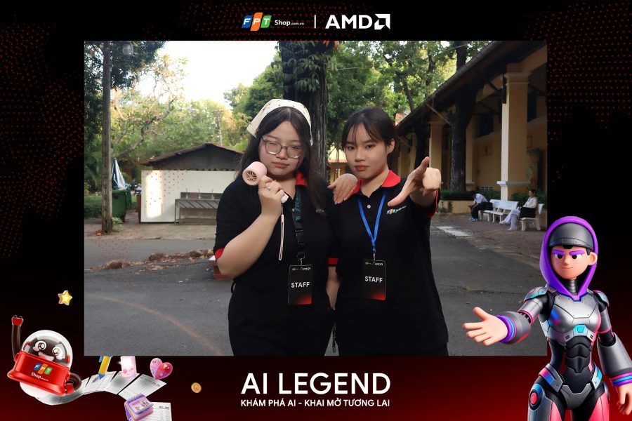 Chupbox Photobooth photo for FPT Shop Event at Nguyễn Thị Minh Khai High School