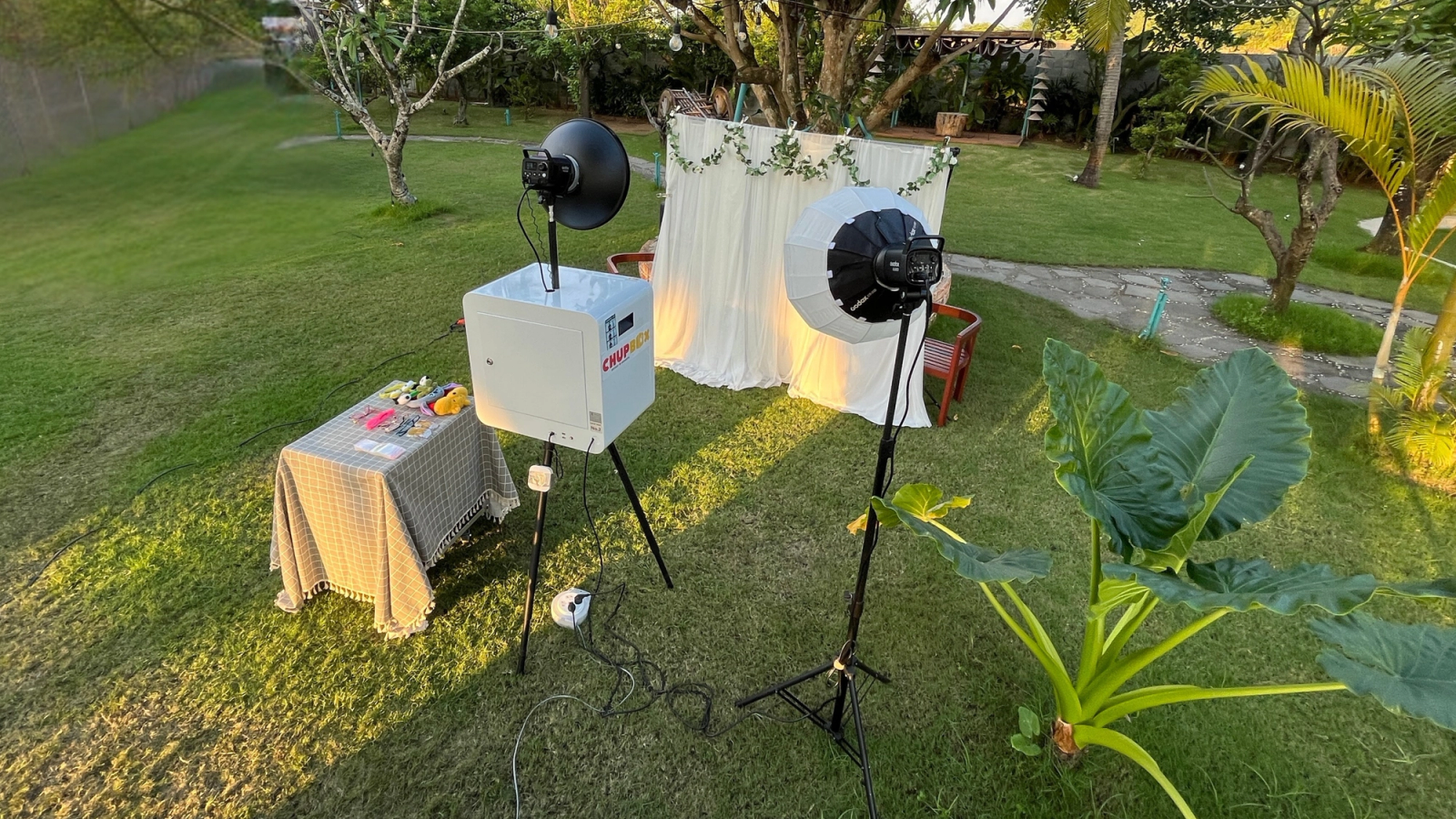 outdoor CHUPBOX photobooth setup