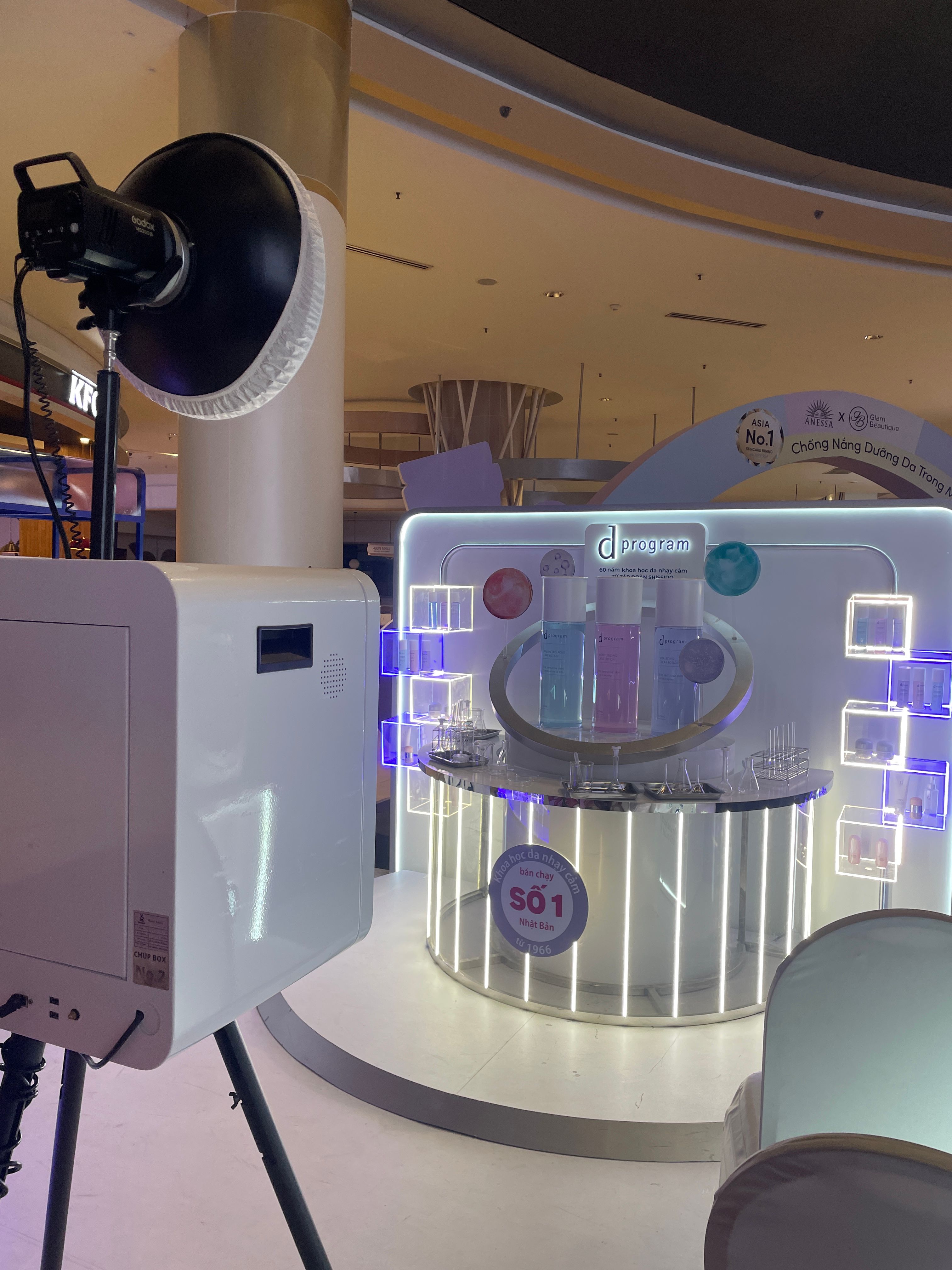 Chupbox Photobooth for D program by Shiseido 60th Anniversary Promotion at Aeon Mall Tân Phú