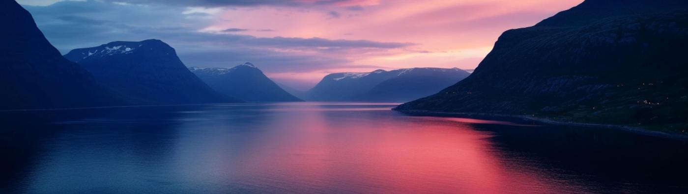 Scenic nature view with a horizon, capturing the beauty of the landscape and the vastness of the surroundings.