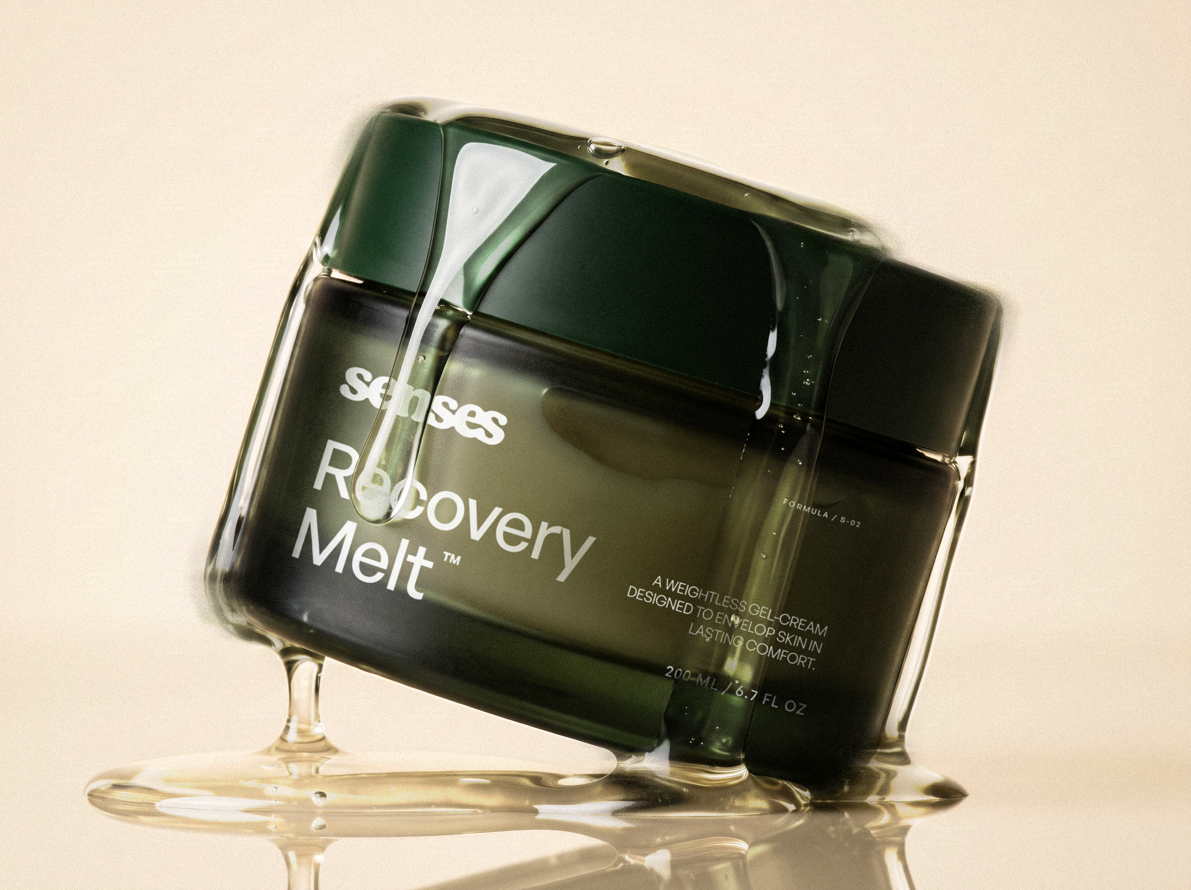 SENSES Recovery Melt jar covered in translucent gel