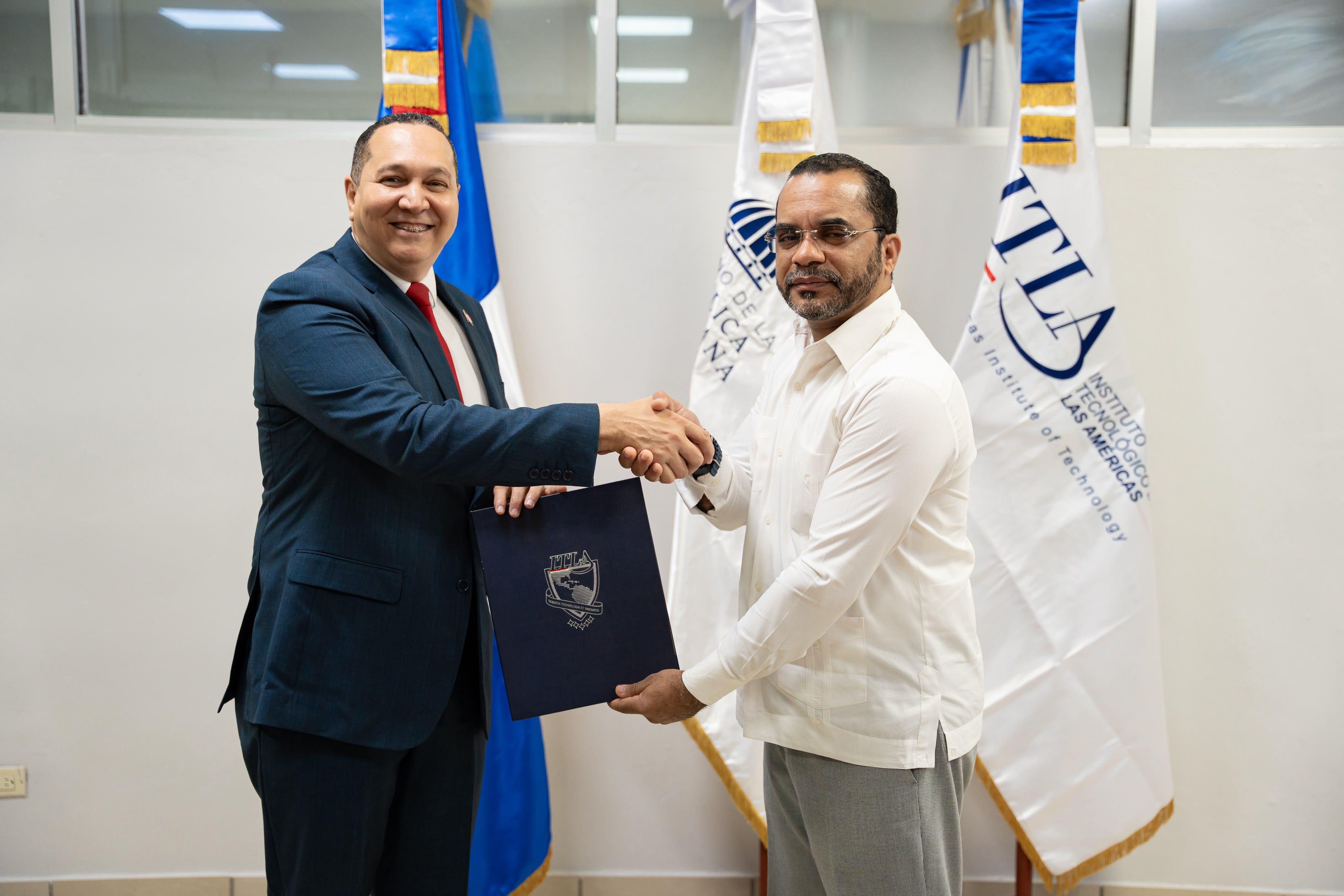 ITLA e Ideice firman acuerdo para impulsar la investigación, la innovación y la transformación digital
