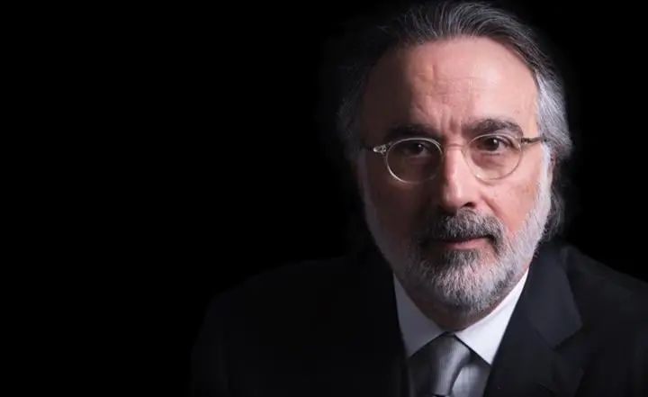 El economista Andy Dauhajre exige acción contra evasión fiscal en comercios chinos y propone impuesto único anticipado"