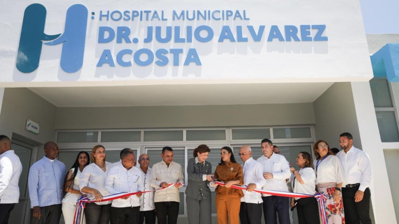 Raquel Peña entrega renovado Hospital Municipal Dr. Julio Álvarez Acosta en Montecristi