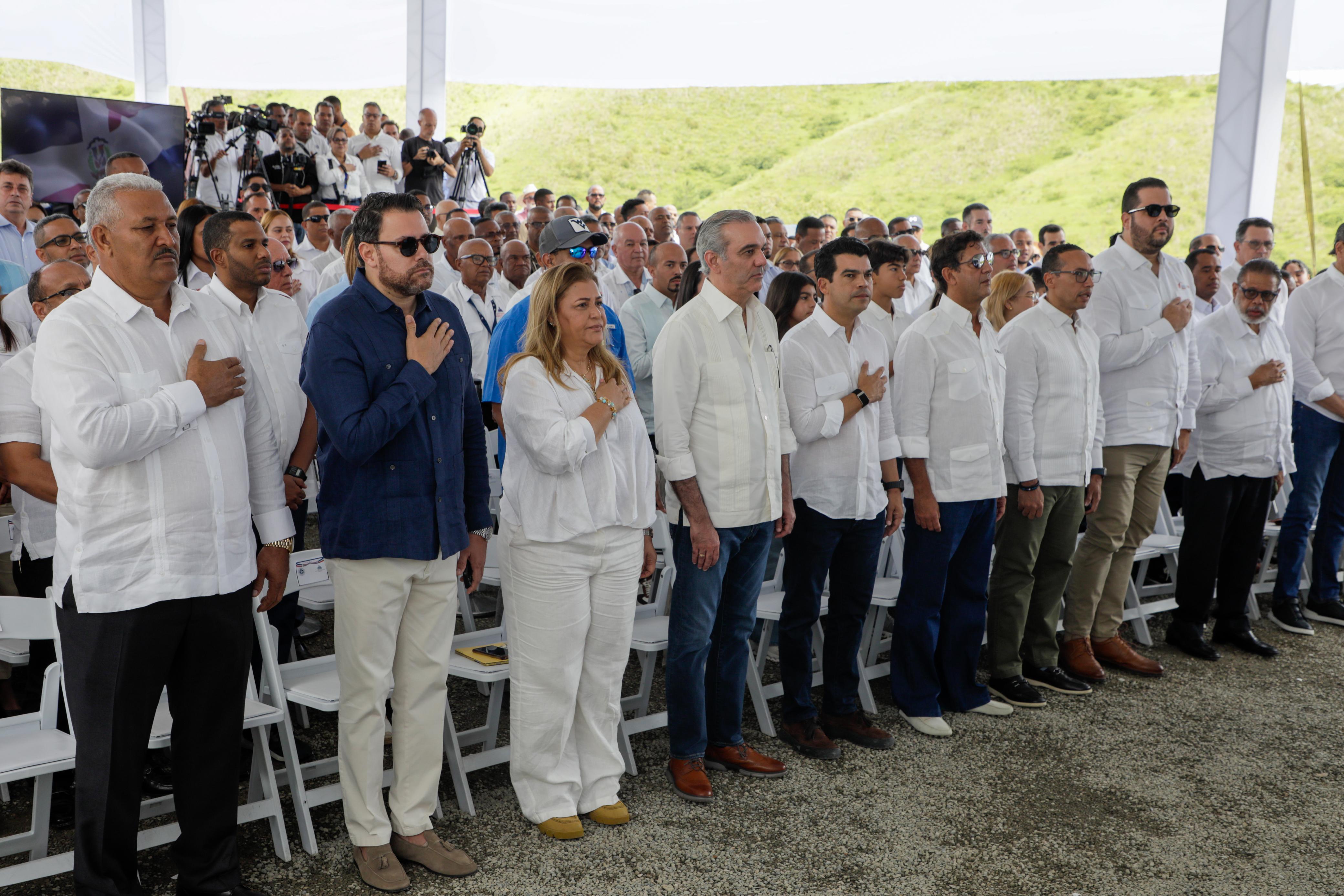 Acueducto múltiple en San José de Ocoa