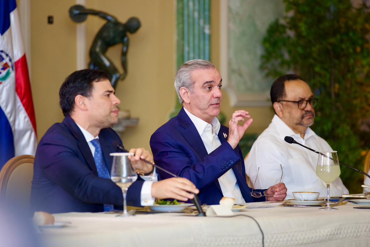 Abinader propone celebrar la “Semana del Merengue”