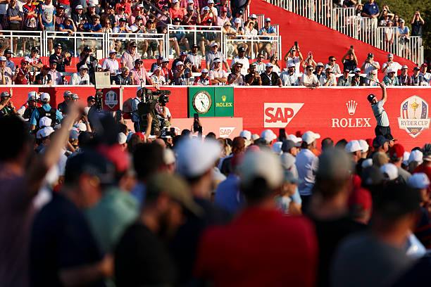 Ryder Cup - Donald's Europeans ride the rough tide at Bethpage to snatch control