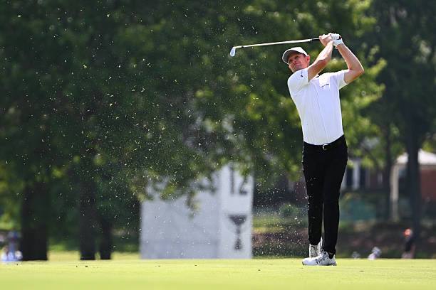 Justin Rose outlasts J.J. Spaun to win St. Jude Championship