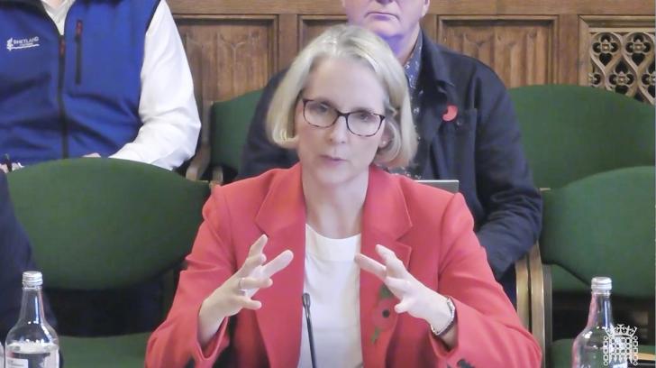 Emma Rreynolds appearing before the EFRA Select Committee