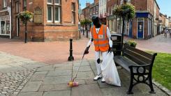 Humanoid robot picking up litter (April Fool Article)
