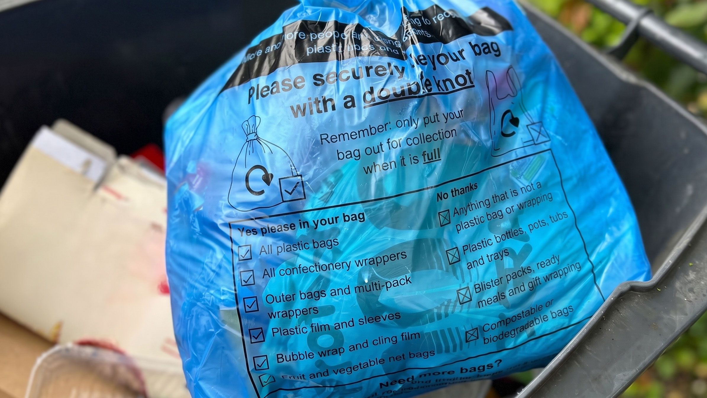Flexible plastic packaging collection body bag