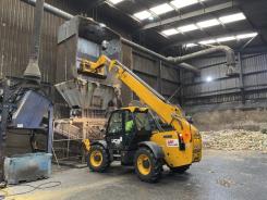 The local authority has renewed a two-year recycling contract, which has already enabled carbon reductions of ‘1850 tonnes’