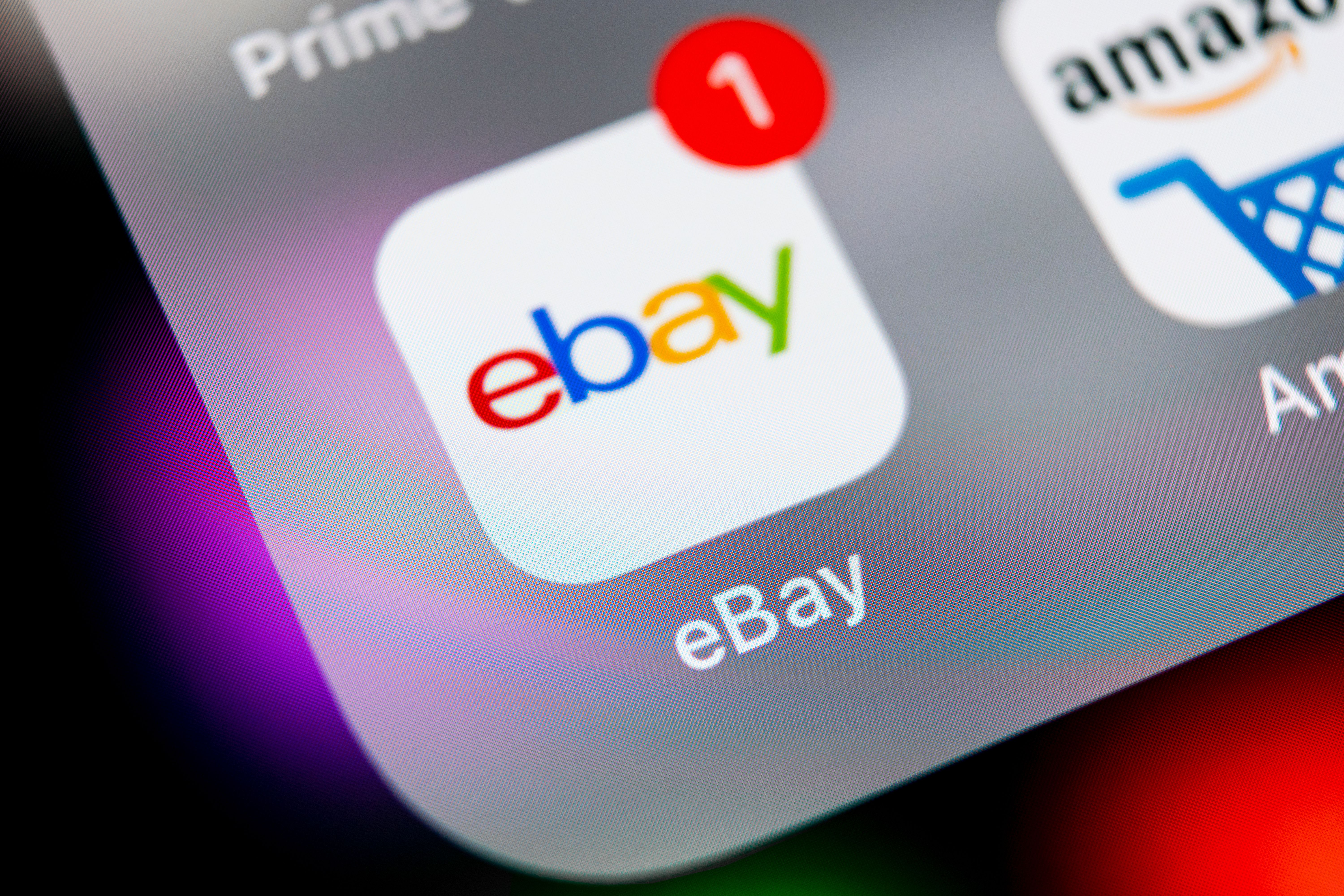 eBay UK removes sellers' fees and introduces AI-powered listings to ...