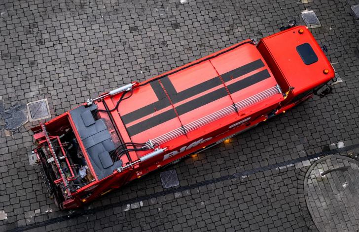 Aerial view of a bin truck