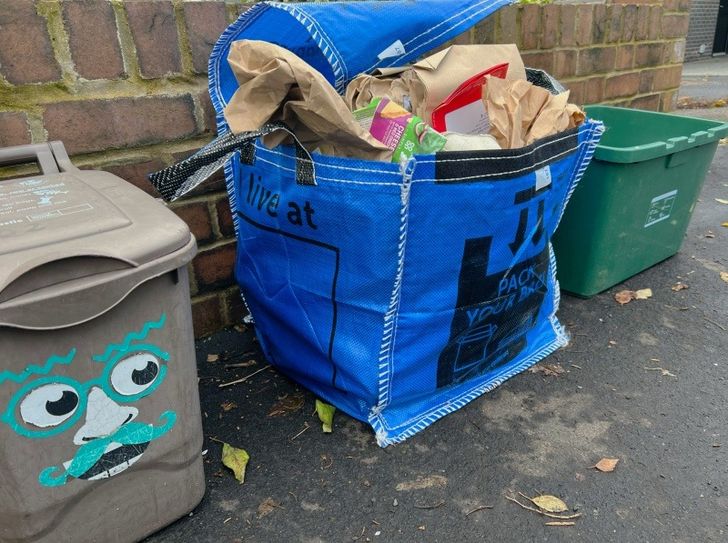Separate collection of cardboard recycling