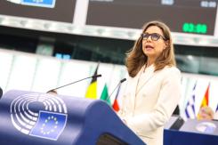 The vote comes ahead of negotiations on a new law revising EU waste shipments