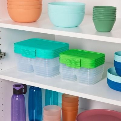 shelves of reusable food containers