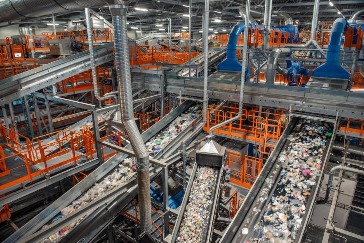 Omra plastic sorting facility