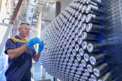 The document highlights the benefits of using infinitely recyclable aluminium for sustainable packaging