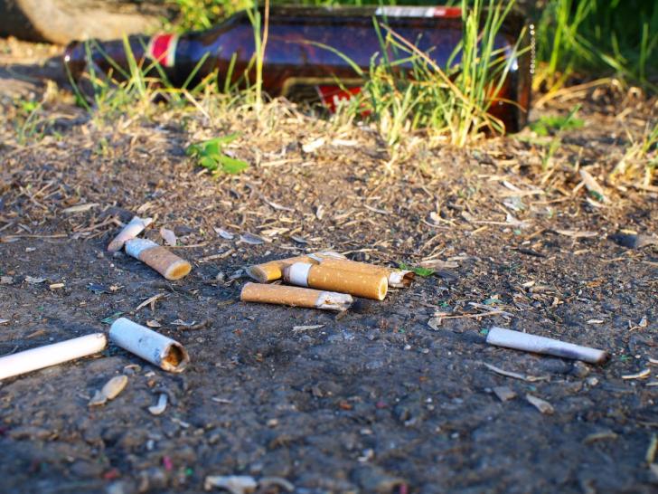 Cigarette litter