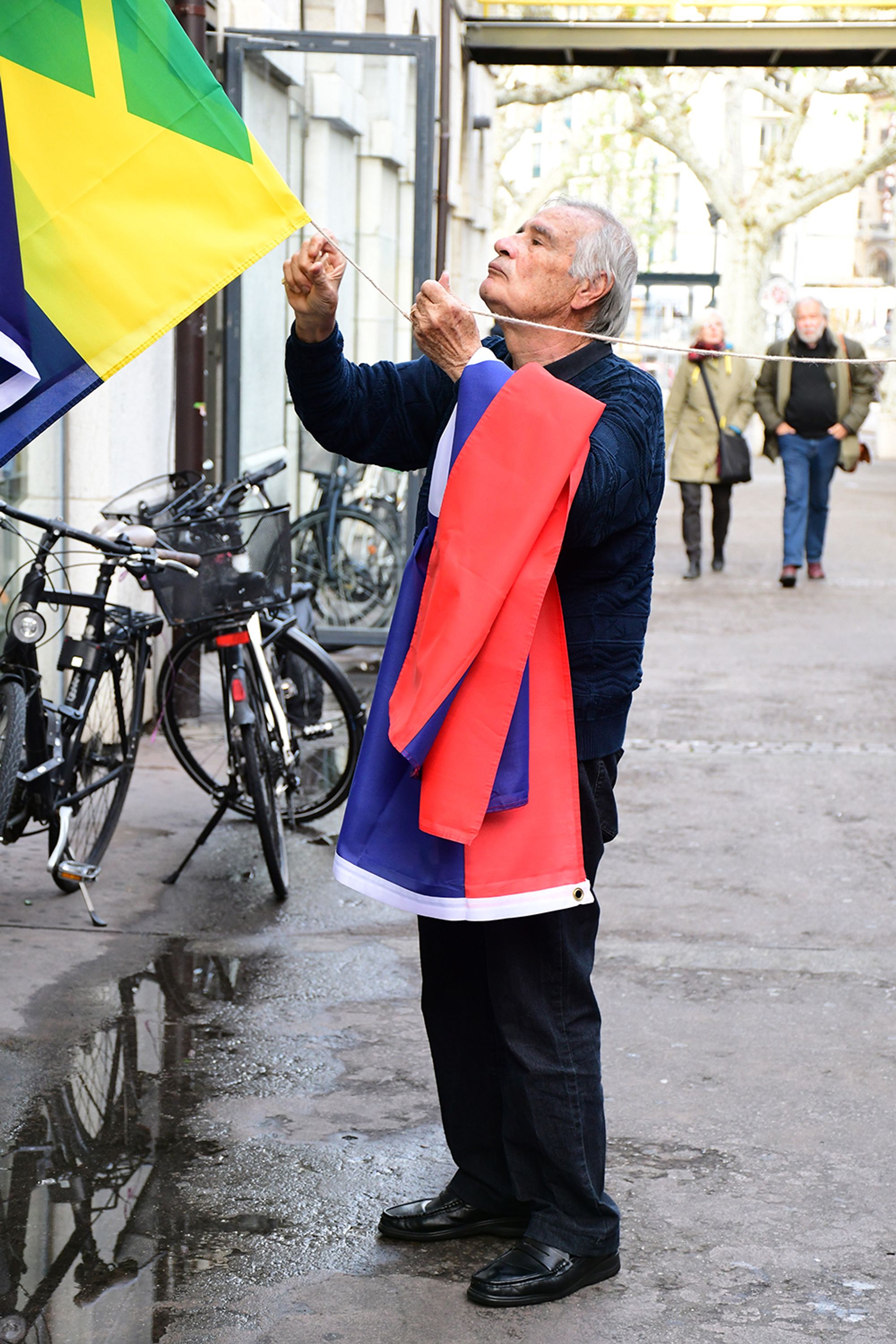 Nolens Volens — 5