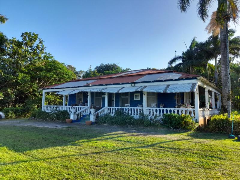Folly Manager's Cottage — photo 1