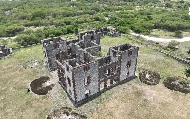 Colbeck Castle – ruin, near Old Harbour
