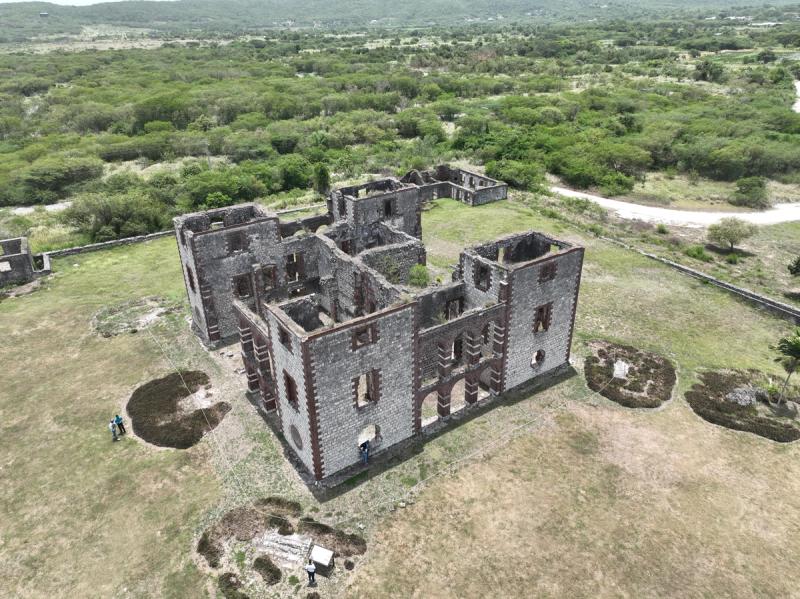 Colbeck Castle – ruin, near Old Harbour — photo 1