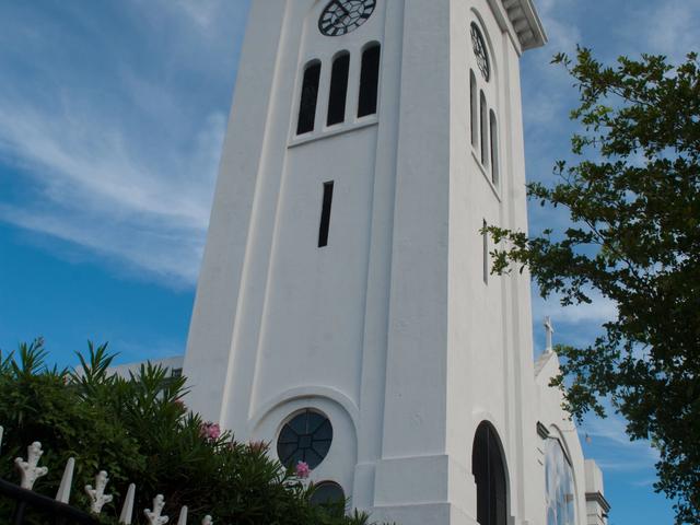 Kingston Parish Church, South Parade — photo 1
