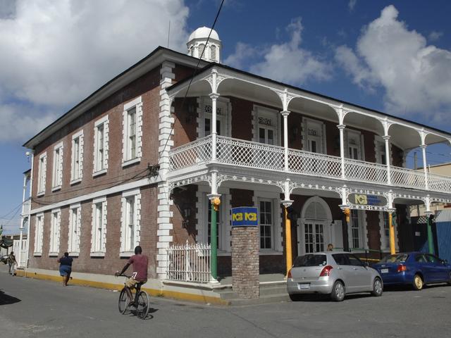 Port Antonio Court House — photo 1