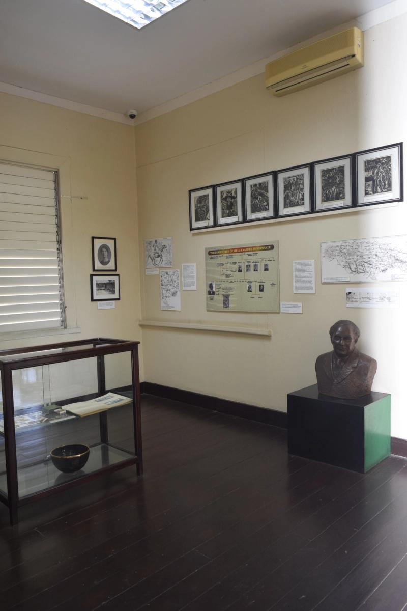 24 Tucker Avenue, former residence of National Hero, the Rt. Excellent Alexander Bustamante — photo 6