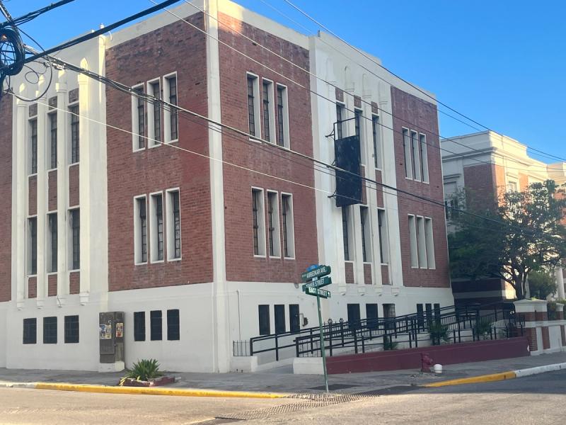 Institute of Jamaica, East Street — photo 1