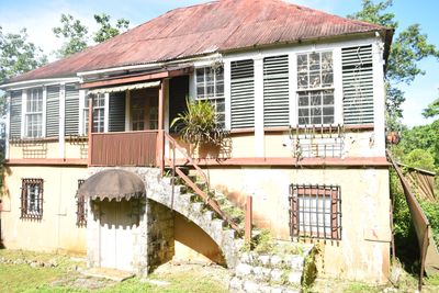 Moneague Inn