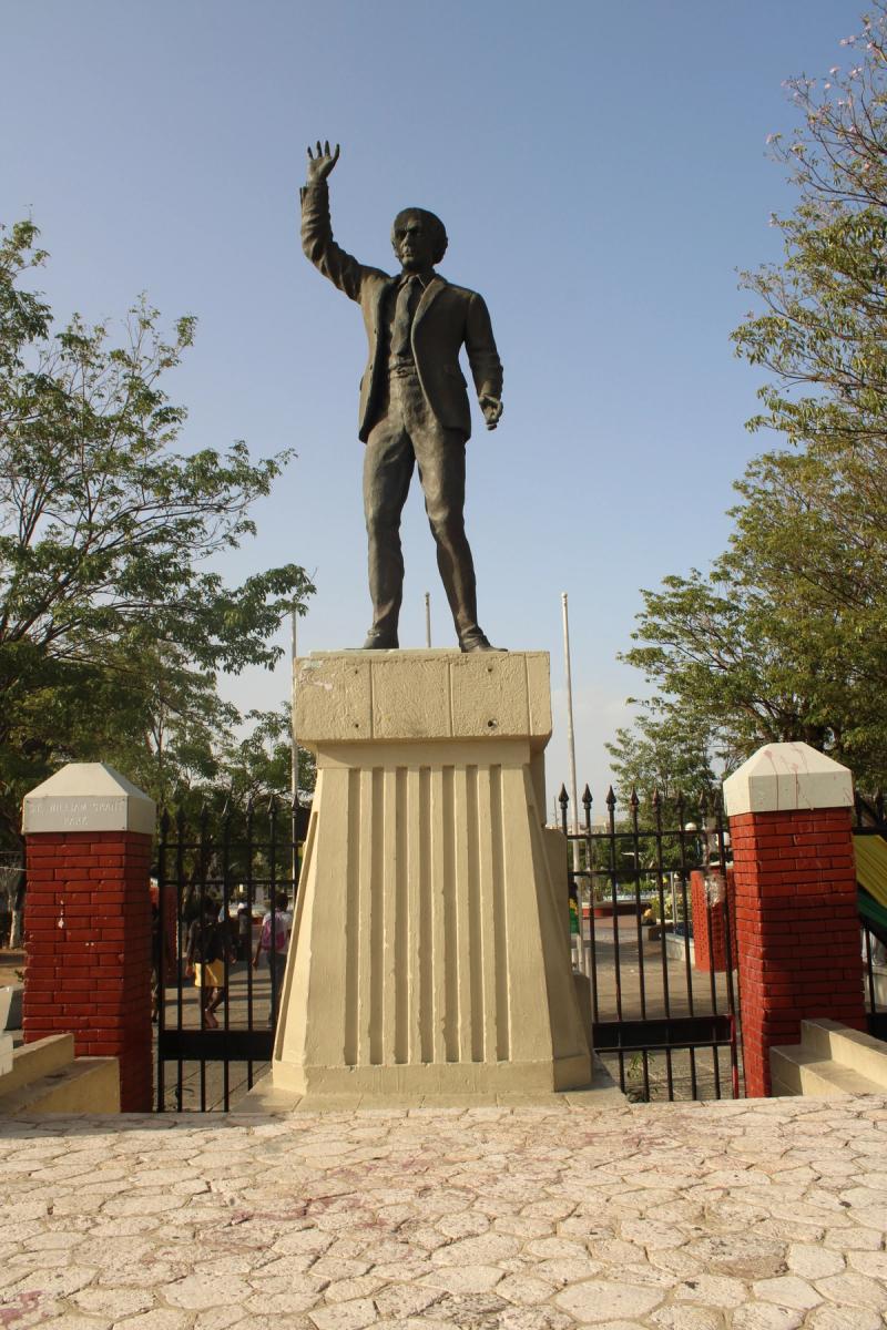 Statue of the Rt. Excellent Norman Manley, St. William Grant Park — photo 2