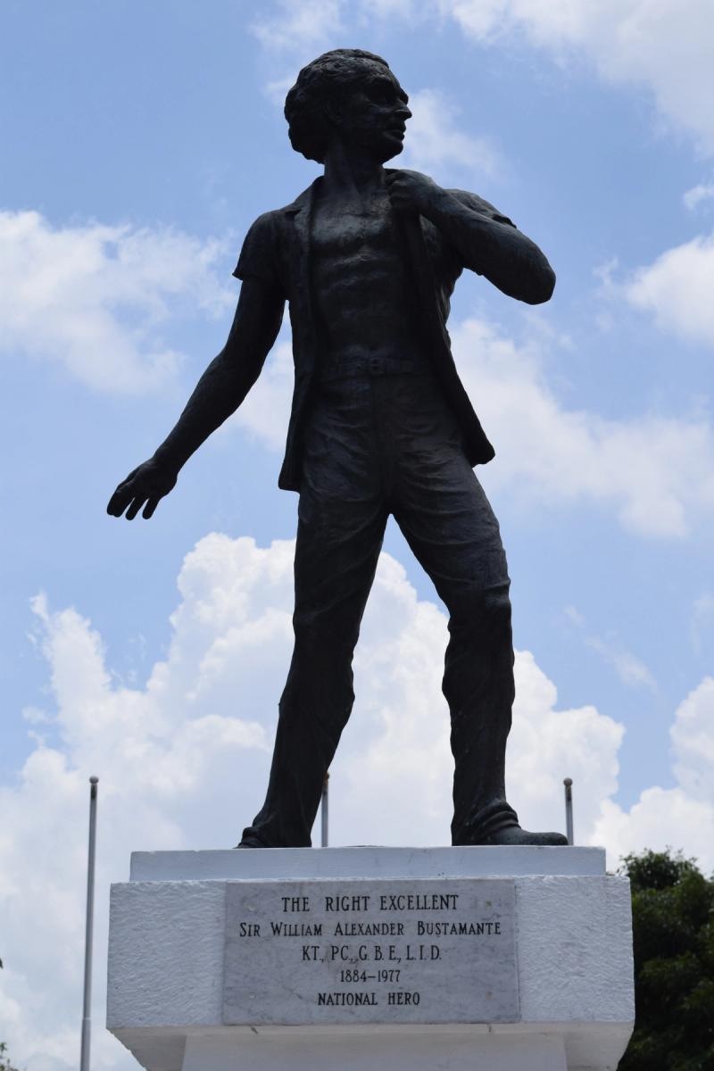 Statue of the Rt. Excellent Sir Alexander Bustamante, St.William Grant Park — photo 2