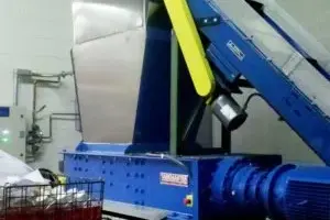 industrial shredder with conveyor belt