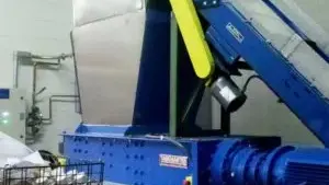 industrial shredder with conveyor belt