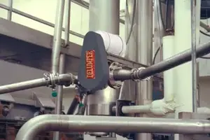 delumper metal machine with pipes