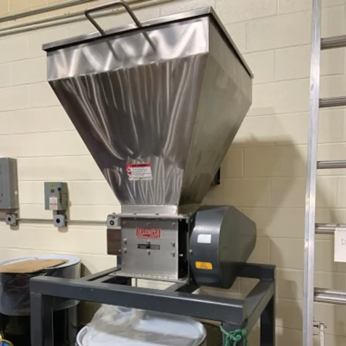 delumper machine installed