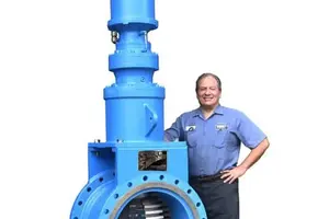 man with super shredder product