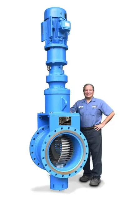 man with super shredder product