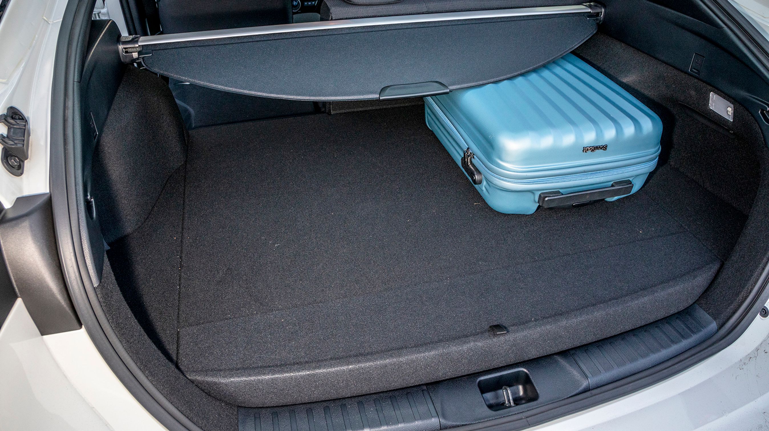 Bagagerummet er nok Prius' svageste side, og man skal derfor indskrænke sig, når man er på farten.