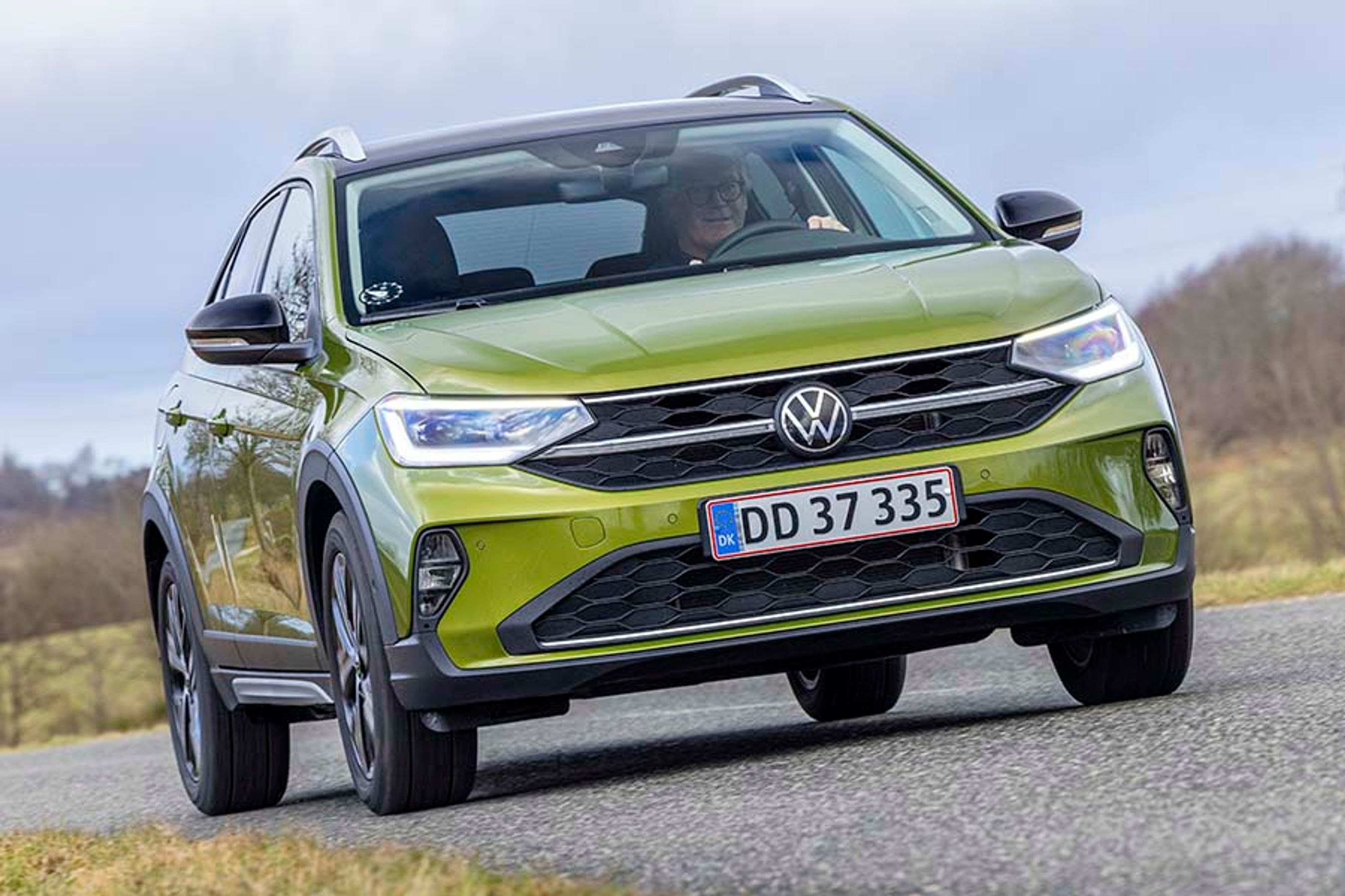 LED-forlygter er standard på basisudgaven af Taigo. Style- og R-Line-versionerne har adaptiv lygteteknik, hvor modkørende ikke bliver blændet, selvom du kører med det lange lys tændt. VW kalder det IQ.Light. 