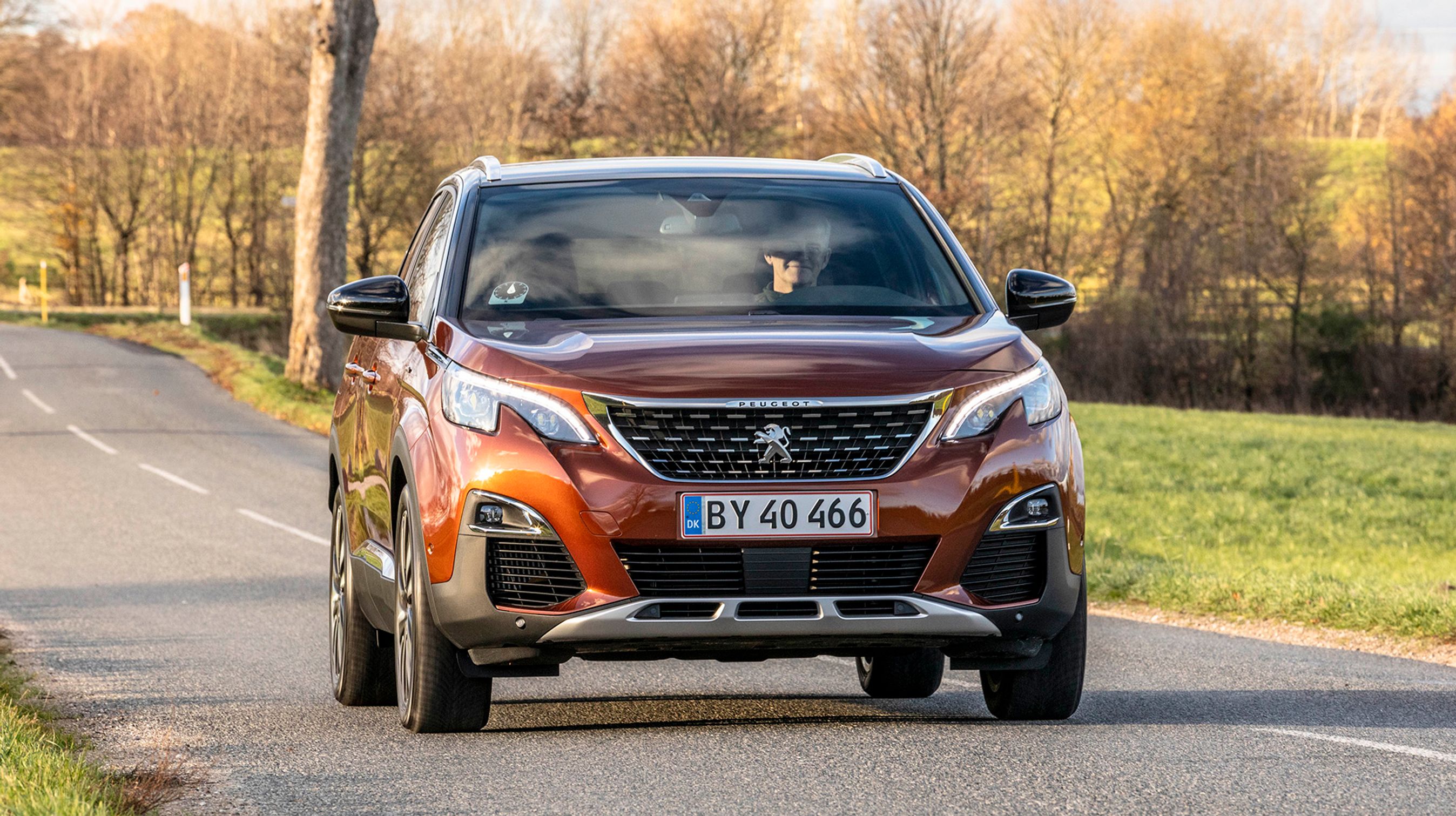 Peugeot 3008 er opdateret med ny motor og gearkasse og fås nu i en flot GT-Line udgave med et hav af udstyr.