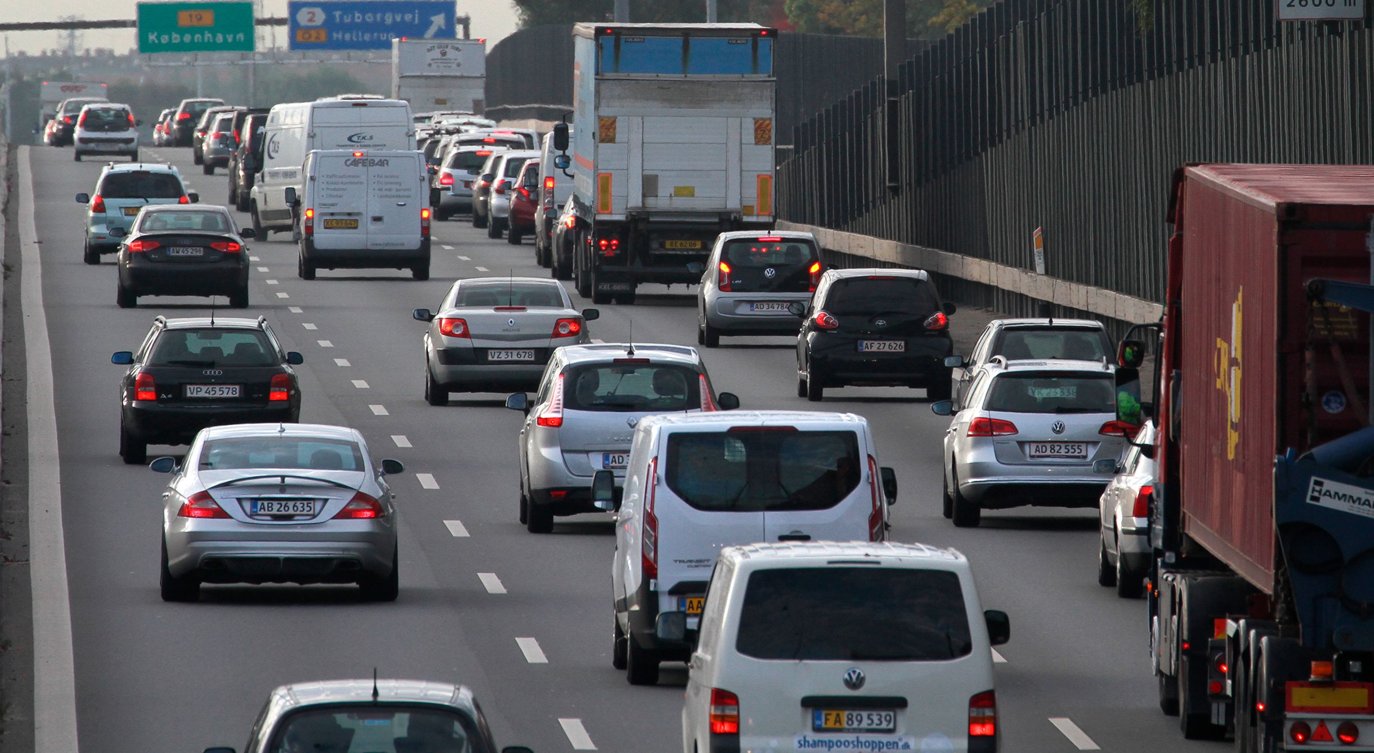 Bilproducenterne klarede 2015-kravene til CO2.